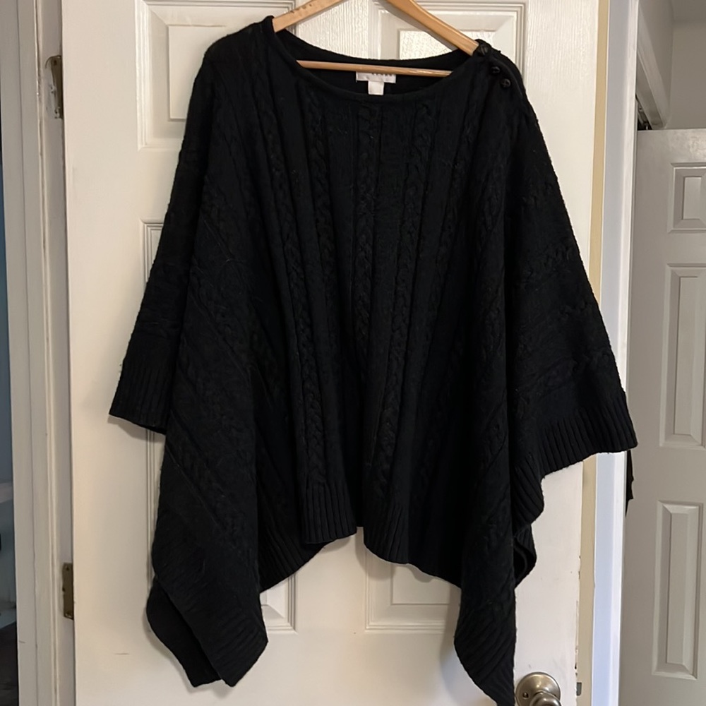 Poncho - Picture 2 of 6